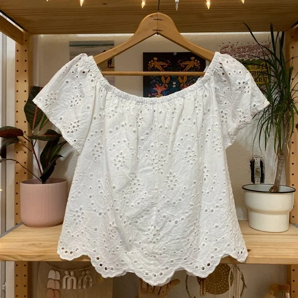 Lace Off Should Express Top- White - Picture 2 of 4